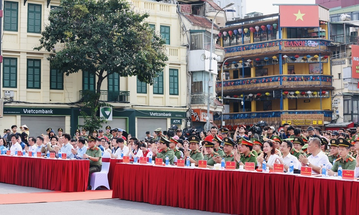 Vinamilk hỗ trợ 40.000 sản phẩm dinh dưỡng cho chương trình “Tổ quốc bình yên”
