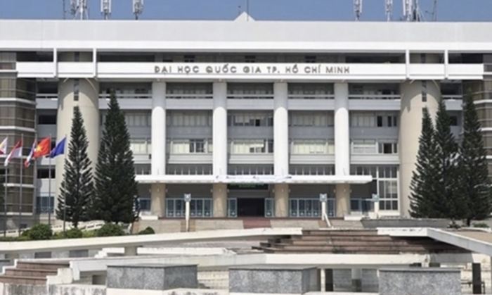 Đại học Quốc gia TP.HCM bổ nhiệm, tái bổ nhiệm 6 hiệu trưởng các trường thành viên