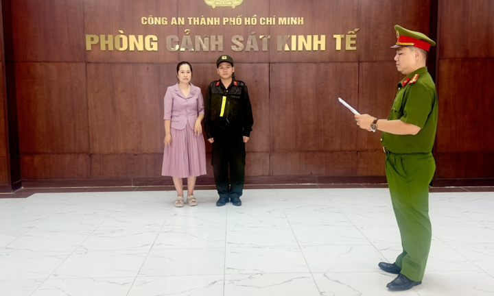 Vì sao chủ thương hiệu vải áo dài Đất Lành bị khởi tố?