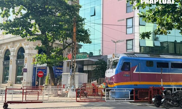 Hà Nội: Xử lý 170 trường hợp vi phạm an toàn giao thông đường sắt