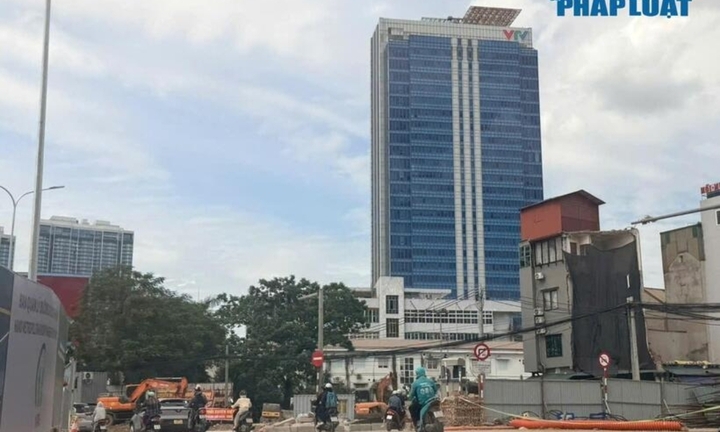 Hà Nội rào chắn nút giao Láng Hạ - Giảng Võ - La Thành để thi công cầu vượt Vành đai 1