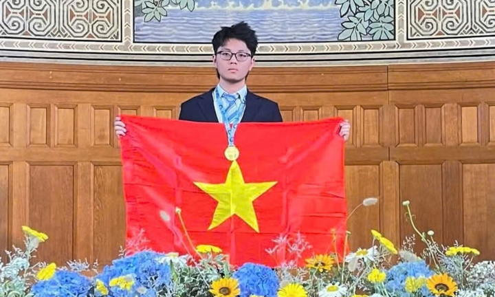 Chân dung nam sinh Đà Nẵng đoạt huy chương vàng Olympic Vật lý châu Âu 2026