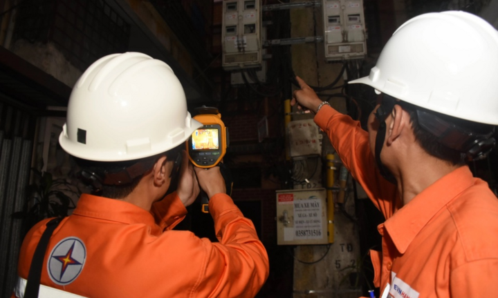 EVNHANOI thông báo quan trọng liên quan đến lịch cắt điện ở Hà Nội ngày nắng nóng đỉnh điểm 23-25/6