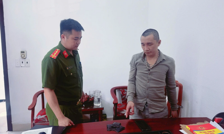 Tạm giữ hình sự đôi nam nữ tàng trữ ma túy, thu giữ gần 5.000 viên ma túy tổng hợp