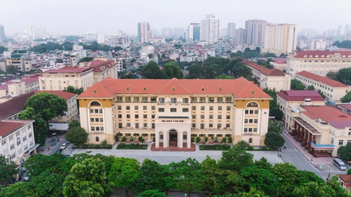 Trường đại học Y Hà Nội công bố danh sách 277 thí sinh trúng tuyển thẳng