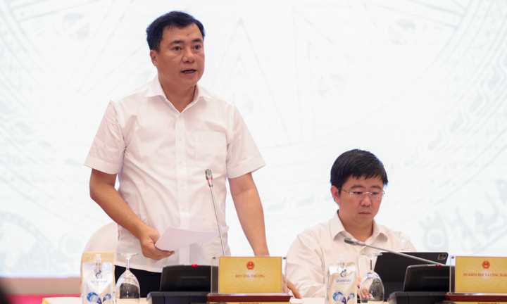 Thứ trưởng Bộ Công Thương: Khi giá xăng dầu giảm, hàng hóa đã tăng giá cũng phải giảm theo