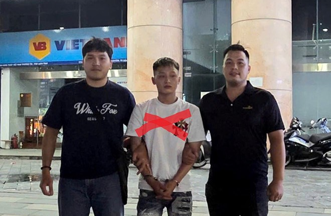 Bắt giữ đối tượng truy nã nguy hiểm về tội Cướp giật tài sản