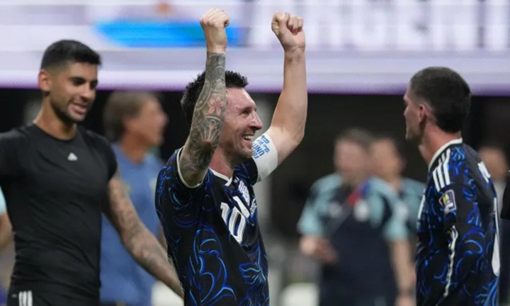 Messi tuyên bố một câu khiến đội tuyển Tây Ban Nha phải 