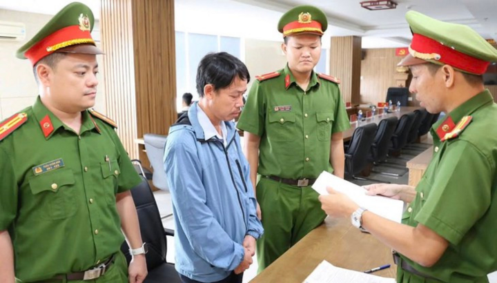 Bắt cựu chuyên viên phòng giáo dục huyện Nam Trà My, tỉnh Quảng Nam (cũ)