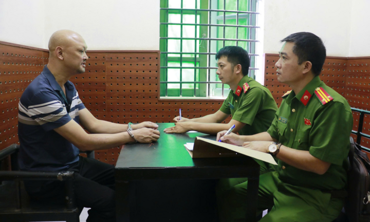 Triệt phá 2 nhóm cá độ bóng đá hơn 6,6 tỷ đồng ở Nghệ An, danh tính đối tượng cầm đầu