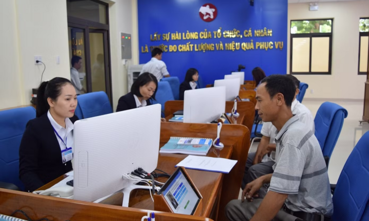 Cán bộ, công chức cấp xã được xếp ngạch, xếp lương thế nào theo quy định mới?