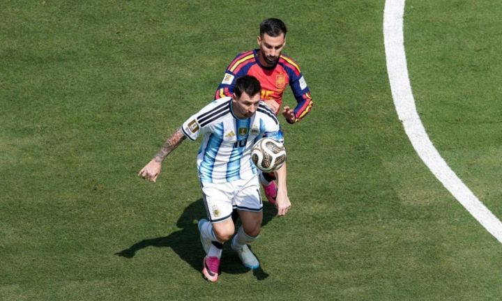Messi bất lực, Argentina lập kỷ lục buồn nhất lịch sử World Cup