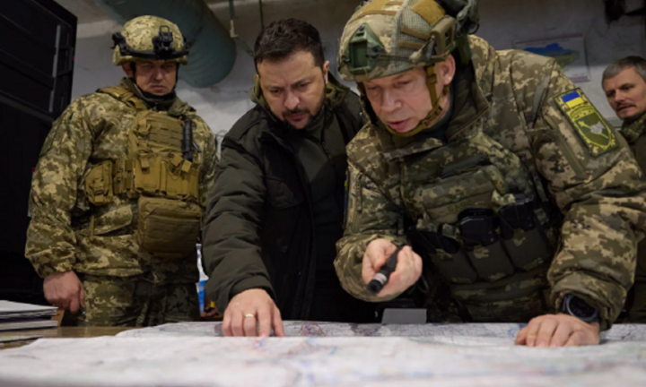 Tổng thống Zelensky cách chức Tổng tư lệnh quân đội