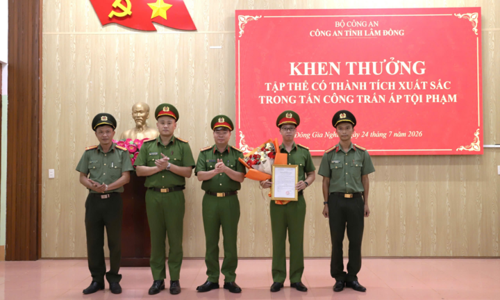 Thưởng nóng lực lượng triệt xóa 4 vụ đánh bạc gần 86 tỷ đồng ở Lâm Đồng