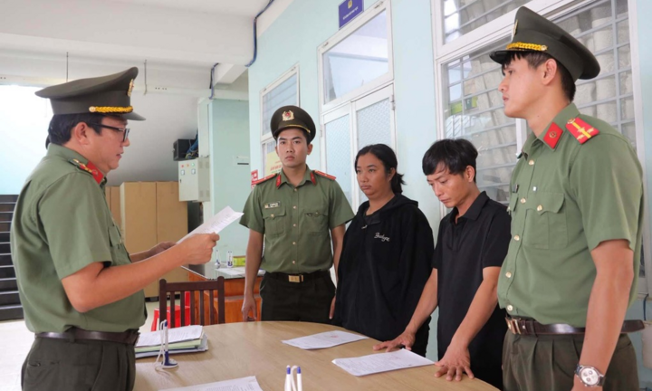 Cho 3 người nước ngoài cư trú trái phép, cặp vợ chồng ở Tây Ninh bị khởi tố