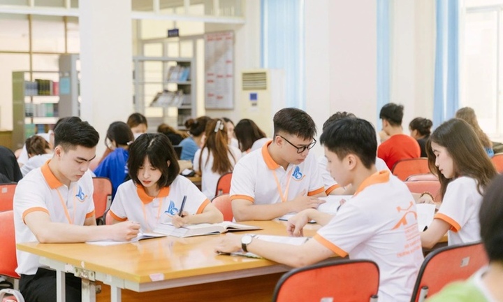 Chi tiết điểm chuẩn Đại học Công nghệ Giao thông vận tải năm 2026