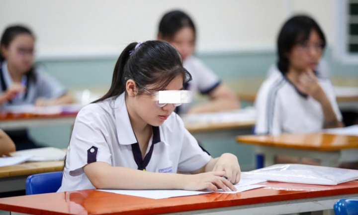 Điểm chuẩn khối Khoa học xã hội 2026: Hàng loạt ngành