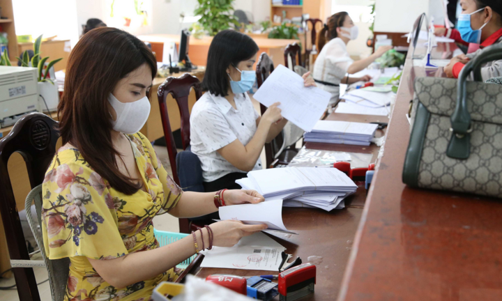 Có 6 năm công tác, khi được xét tuyển viên chức năm 2026 sẽ hưởng bậc lương nào?
