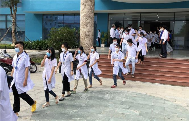 Trường Đại học Y Dược Cần Thơ công bố điểm chuẩn: Tăng đáng kể, có ngành tăng 4,8 điểm