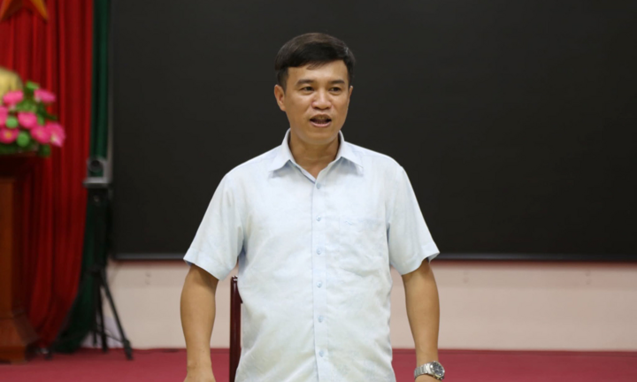 Hôm nay (13/8), thí sinh ở điểm thi chuyên Tuyên Quang làm thủ tục thi lại tốt nghiệp THPT: 2 thí sinh xác nhận không tham dự thi