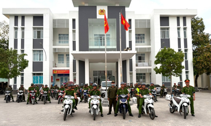 Thông báo về việc tuyển dụng lao động hợp đồng trong Công an nhân dân