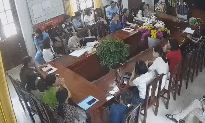 Vụ nữ hiệu trưởng đập bàn, ném cốc trong cuộc họp ở Ninh Bình: Sở GD&ĐT đề nghị xác minh, làm rõ