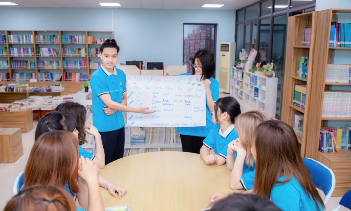 Dự thảo đưa tiếng Anh thành ngôn ngữ thứ hai: Không xếp hạng, không tạo áp lực thành tích