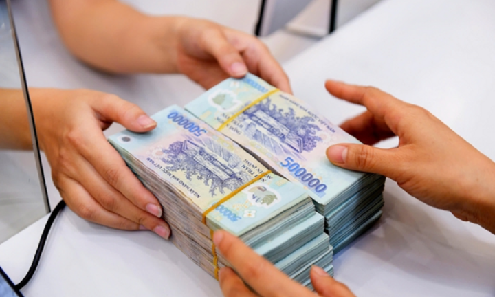 Người đi làm xa có được giảm trừ gia cảnh cho người phụ thuộc ở quê hay không?