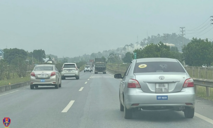 Từ tháng 3/2027, sát hạch lái xe có 12 bài: Bổ sung bài vượt xe, chuyển làn, cụ thể thế nào?