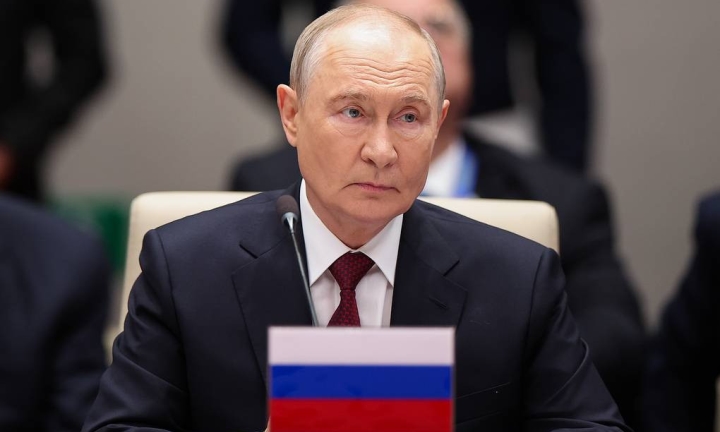 Ông Putin từ chối “đóng băng” xung đột Ukraine, tiết lộ về chuyến thăm của Giám đốc CIA