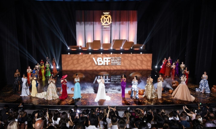 Từ sàn diễn thời trang đến Chum Show, Miss World 2026 trải nghiệm Libera Nha Trang