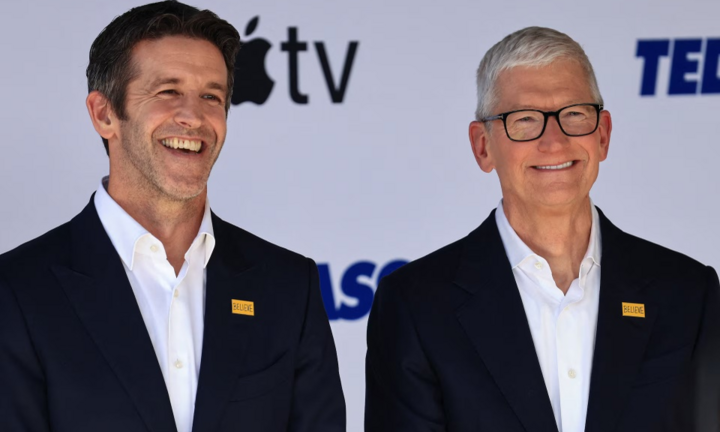 John Ternus chính thức kế nhiệm Tim Cook: Những thách thức nào đang chờ tân CEO Apple?