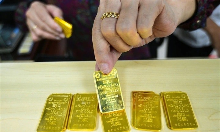 Chốt phiên giá vàng ngày 4/9: Tiếp đà tăng mạnh