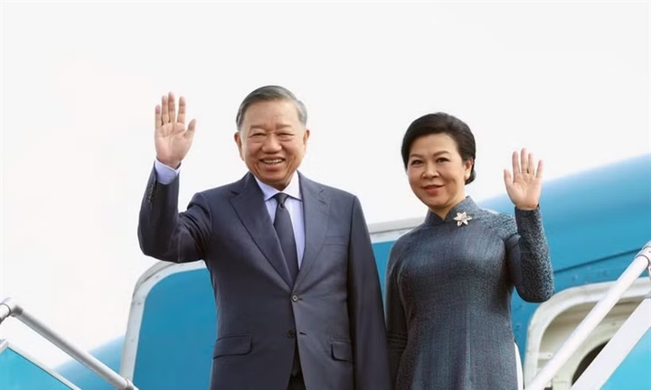 Tổng Bí thư, Chủ tịch nước Tô Lâm cùng Phu nhân lên đường thăm Nga, Pháp và dự Hội nghị Thượng đỉnh Không gian vũ trụ