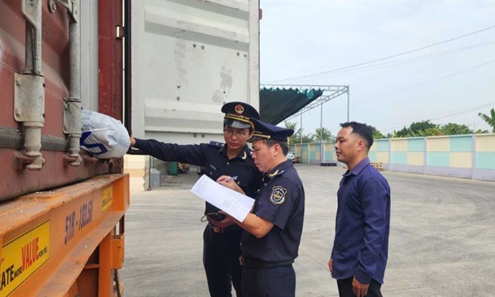 Đề xuất giảm ngưỡng miễn thuế hàng nhập khẩu giá trị nhỏ