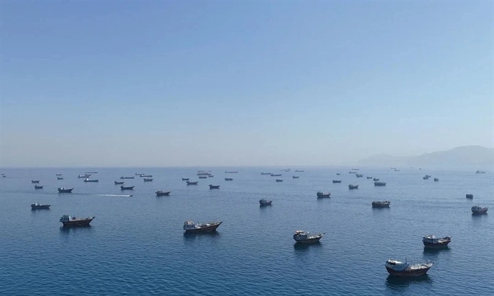 Iran tuyên bố tấn công và bắt giữ một tàu chở dầu tại eo biển Hormuz