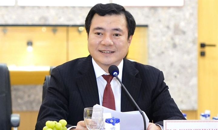 Bộ Chính trị điều động Thứ trưởng Bộ Công Thương Nguyễn Sinh Nhật Tân làm Phó Bí thư Thành ủy TPHCM