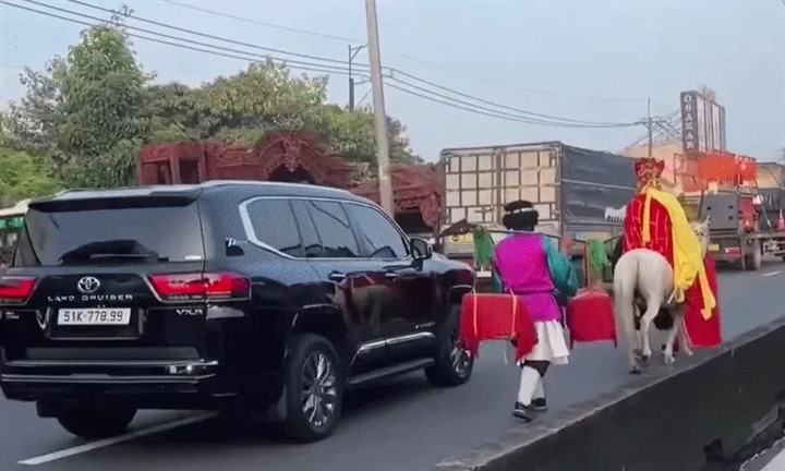 Xác minh làm rõ clip 