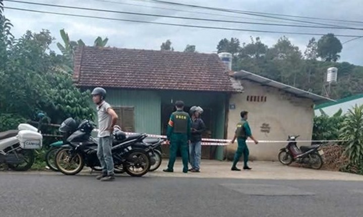 Phát hiện cụ ông 70 tuổi tử vong trong nhà, trên cổ có vết lạ, trang sức 