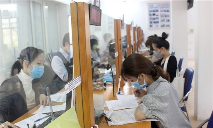 Đóng bảo hiểm thất nghiệp vượt 144 tháng, 1 tháng chưa hưởng trợ cấp có được bảo lưu?