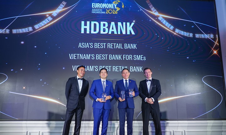 Danh hiệu “Ngân hàng Bán lẻ tốt nhất châu Á” lần đầu tiên được trao cho một ngân hàng Việt Nam