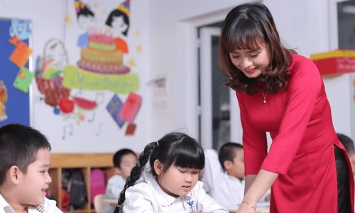 Ngành giáo dục Hà Nội sau xắp xếp: Giải bài toán thiếu giáo viên, siết chặt quản lý bữa ăn bán trú