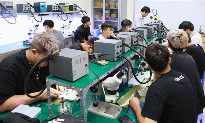Học sinh trường nghề sẽ học kiến thức THPT thế nào theo quy định mới?