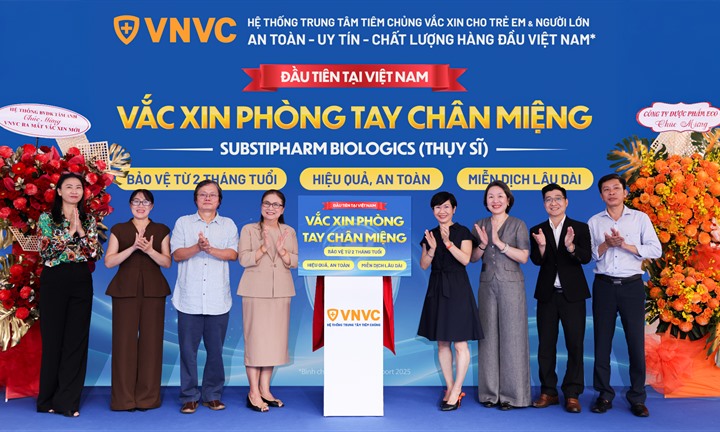 Bước ngoặt y tế: Việt Nam lần đầu tiên có vắc xin phòng ngừa bệnh tay chân miệng cho trẻ nhỏ 