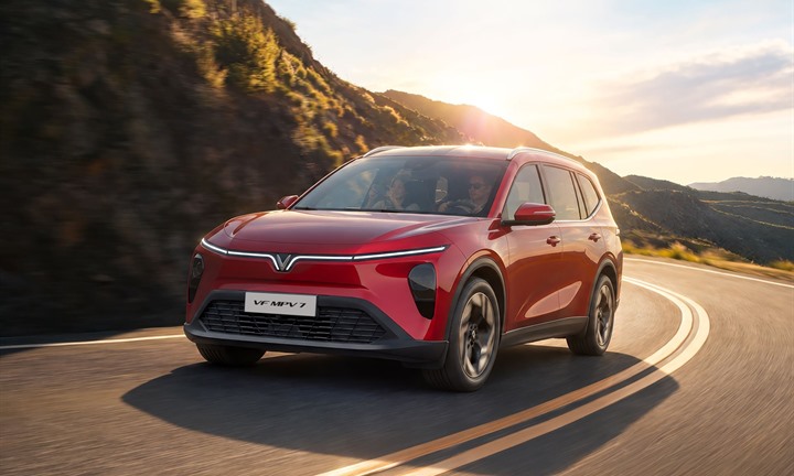 Đổi xe rộng hơn, tiền “nuôi” xe nhẹ hơn: Lợi thế của chủ xe xăng khi chuyển sang VF MPV 7