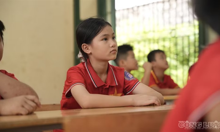 Đề xuất tôn vinh, biểu dương và hỗ trợ gia đình có ít nhất 2 con gái dưới 16 tuổi