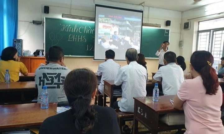 Từ ngày 15/11, ban đại diện cha mẹ học sinh không được thu, tiếp nhận, quản lý tiền hỗ trợ