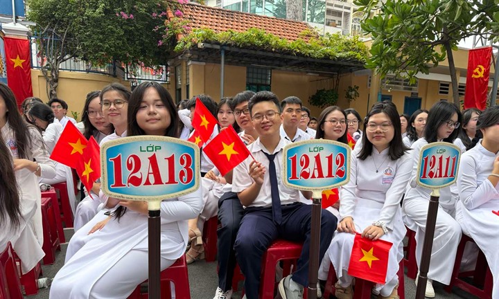 Tuyển sinh đầu cấp tại TP.HCM: Quy định mới phụ huynh nhất định phải biết