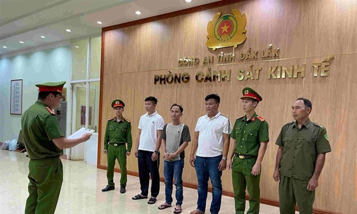 Lật tẩy đường dây 