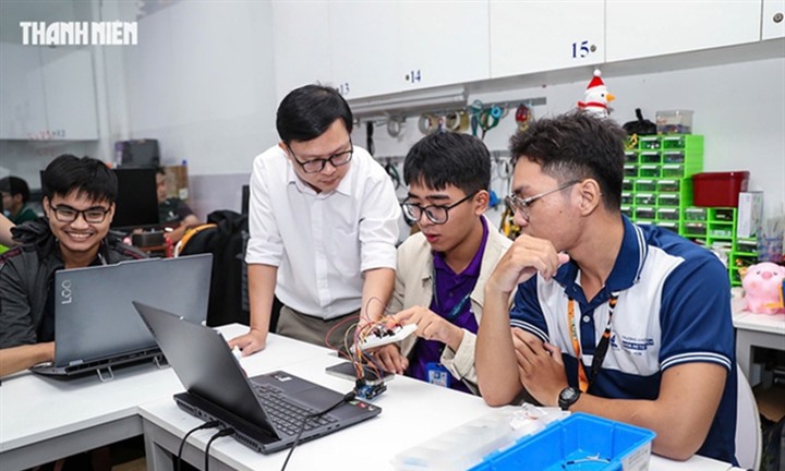 Giải mã xu hướng chọn ngành 2026: Sinh viên đang 